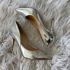 Charles David silver mirror pumps